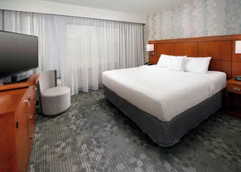 Courtyard by Marriott San Antonio Lackland hotel thumbnail 7
