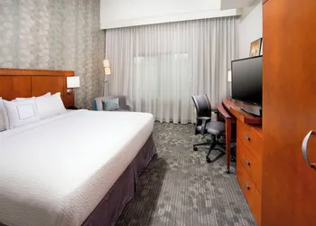 Courtyard by Marriott San Antonio Lackland hotel thumbnail 8