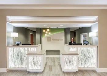 Holiday Inn & Suites Lake City by IHG hotel thumbnail 2