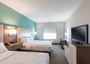 Holiday Inn & Suites Lake City by IHG hotel thumbnail 3