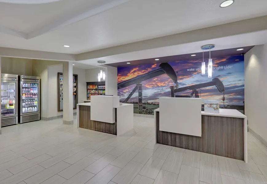 La Quinta Inn & Suites by Wyndham Big Spring hotel detail image 6