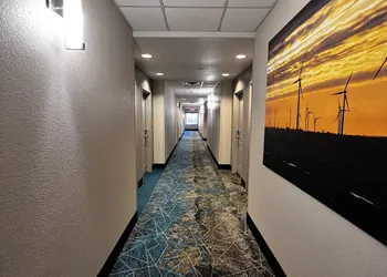 La Quinta Inn & Suites by Wyndham Big Spring hotel thumbnail 8