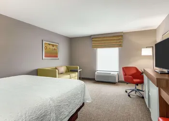 Hampton Inn Athens hotel thumbnail 7