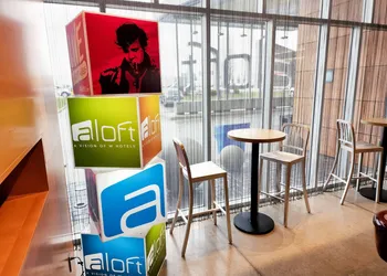 Aloft Vaughan Mills hotel thumbnail 4