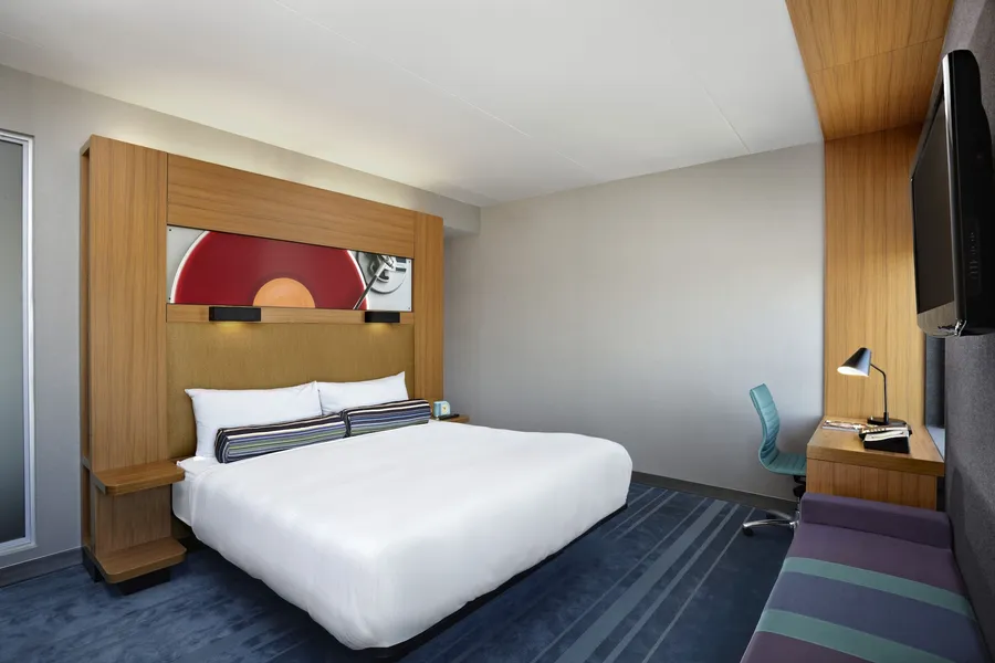 Aloft Vaughan Mills hotel detail image 6