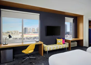 Aloft Vaughan Mills hotel thumbnail 8