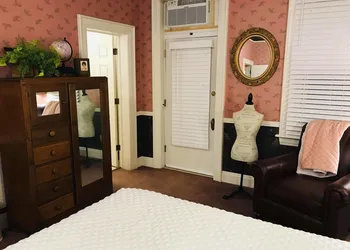 Kingsley Inn hotel thumbnail 5