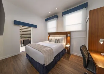 Riviera Beach House hotel thumbnail 7