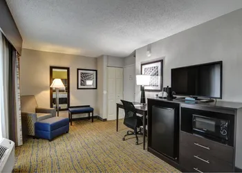 Best Western Plus Hanes Mall Hotel hotel thumbnail 7