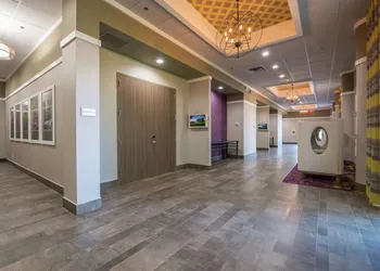 DoubleTree by Hilton Winston Salem - University hotel thumbnail 2