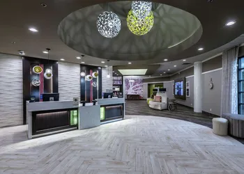 DoubleTree by Hilton Winston Salem - University hotel thumbnail 5