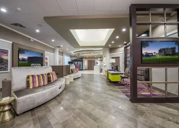 DoubleTree by Hilton Winston Salem - University hotel thumbnail 8
