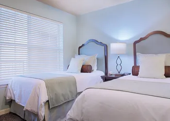 WorldMark Branson hotel thumbnail 5