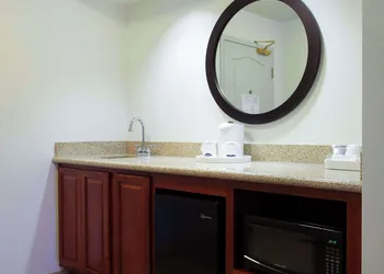 Hampton Inn & Suites Mountain Home hotel thumbnail 4