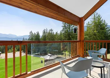 Kootenay Lakeview Resort, BW Signature Collection hotel thumbnail 5