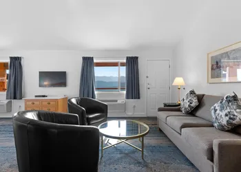 Kootenay Lakeview Resort, BW Signature Collection hotel thumbnail 7