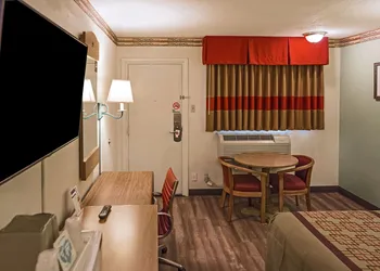 Rodeway Inn Albuquerque Downtown on Rt 66 hotel thumbnail 8