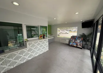 Hi-Way Host Motel hotel thumbnail 2