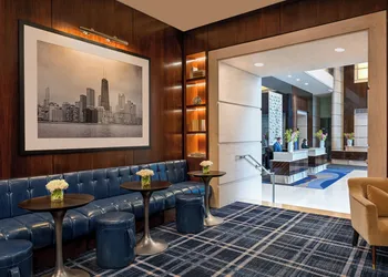 Trump International Hotel & Tower Chicago hotel thumbnail 4