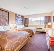 Super 8 by Wyndham Castlegar BC hotel detail image 3