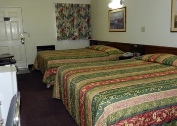 High Desert Motel Joshua Tree National Park hotel thumbnail 5