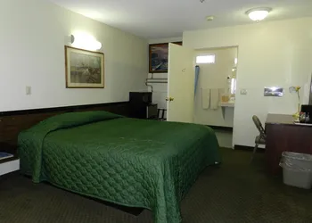 High Desert Motel Joshua Tree National Park hotel thumbnail 6