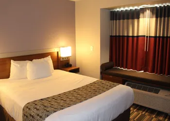 Microtel Inn & Suites by Wyndham Sweetwater hotel thumbnail 6