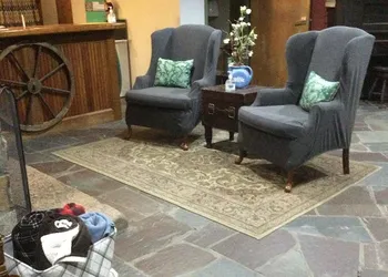Stagecoach House Inn hotel thumbnail 7