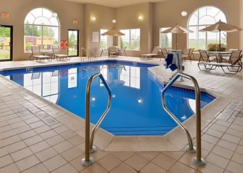Holiday Inn Express & Suites St Marys by IHG hotel thumbnail 7