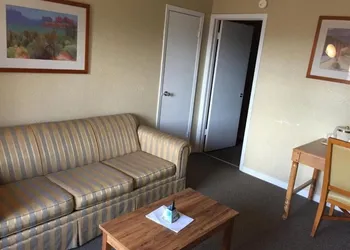 Executive Inn Beeville US 181 By Capital O hotel thumbnail 8