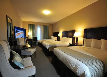 Ramada by Wyndham Emerald Park/Regina East hotel thumbnail 6