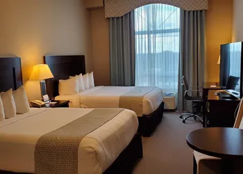 Ramada by Wyndham Emerald Park/Regina East hotel thumbnail 7
