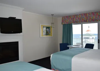 Breakers Resort & Beach Bar hotel thumbnail 3