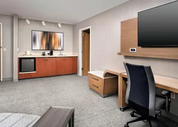 Courtyard By Marriott Portland Hillsboro hotel thumbnail 6