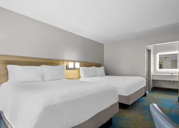 Days Inn by Wyndham Ocean Springs hotel thumbnail 4