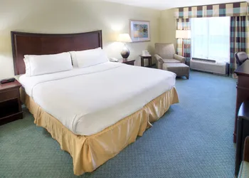 Holiday Inn Express Indianapolis Airport by IHG hotel thumbnail 5