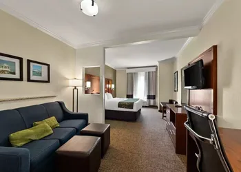 Comfort Suites Corpus Christi Central hotel thumbnail 5