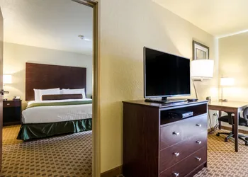 Cobblestone Hotel & Suites - Jefferson hotel thumbnail 8