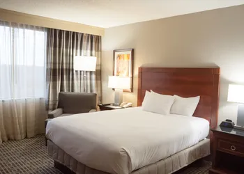 DoubleTree by Hilton Kansas City - Overland Park hotel thumbnail 4