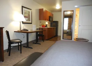 Aspen Suites Hotel Haines hotel thumbnail 8