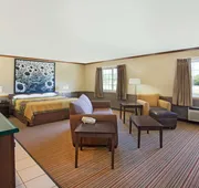 Super 8 by Wyndham New Hampton hotel detail image 5