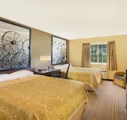 Super 8 by Wyndham New Hampton hotel detail image 7