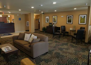 Cobblestone Inn & Suites - Winterset, IA hotel thumbnail 6