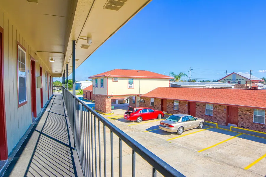 Economy Inn By OYO Lockport near Houma hotel detail image 2