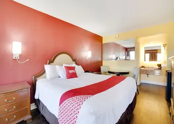 OYO Hotel Wade/Fayetteville I-95 South hotel thumbnail 8