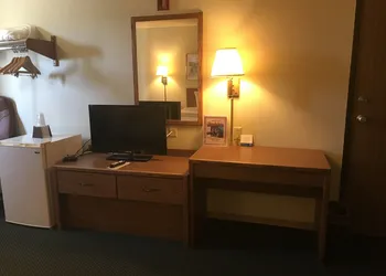 Smart Choice Inn hotel thumbnail 8