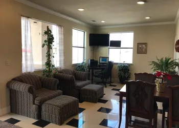Big Lake Inn & Suites hotel thumbnail 3