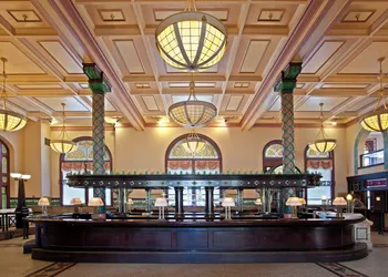 Crowne Plaza Indianapolis-Dwtn-Union Stn by IHG hotel thumbnail 2