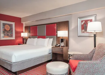Crowne Plaza Indianapolis-Dwtn-Union Stn by IHG hotel thumbnail 5