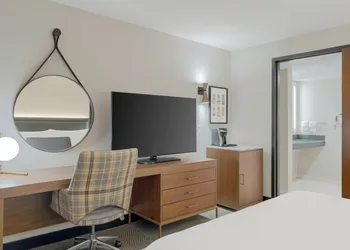 Crowne Plaza Indianapolis-Dwtn-Union Stn by IHG hotel thumbnail 8
